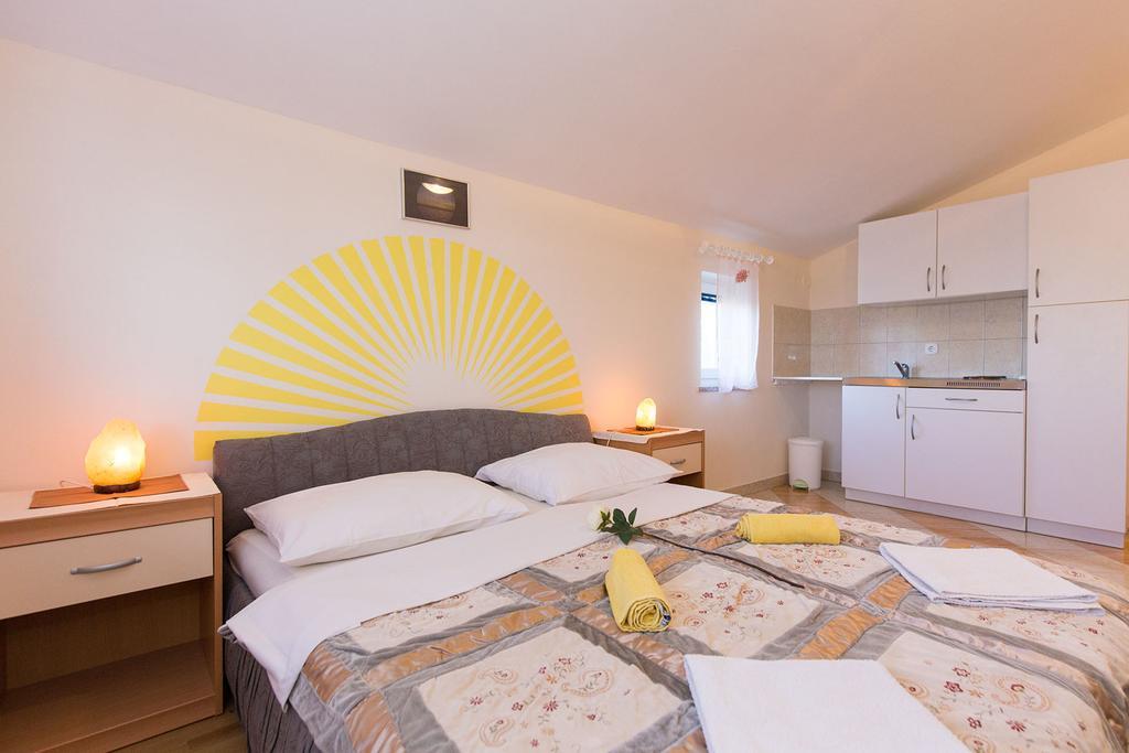 Apartments Juras Brzac 외부 사진