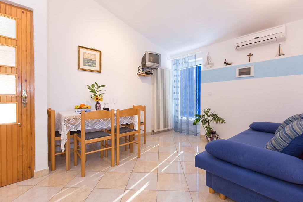 Apartments Juras Brzac 외부 사진