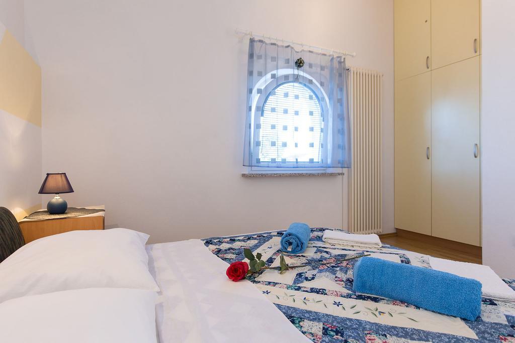 Apartments Juras Brzac 외부 사진