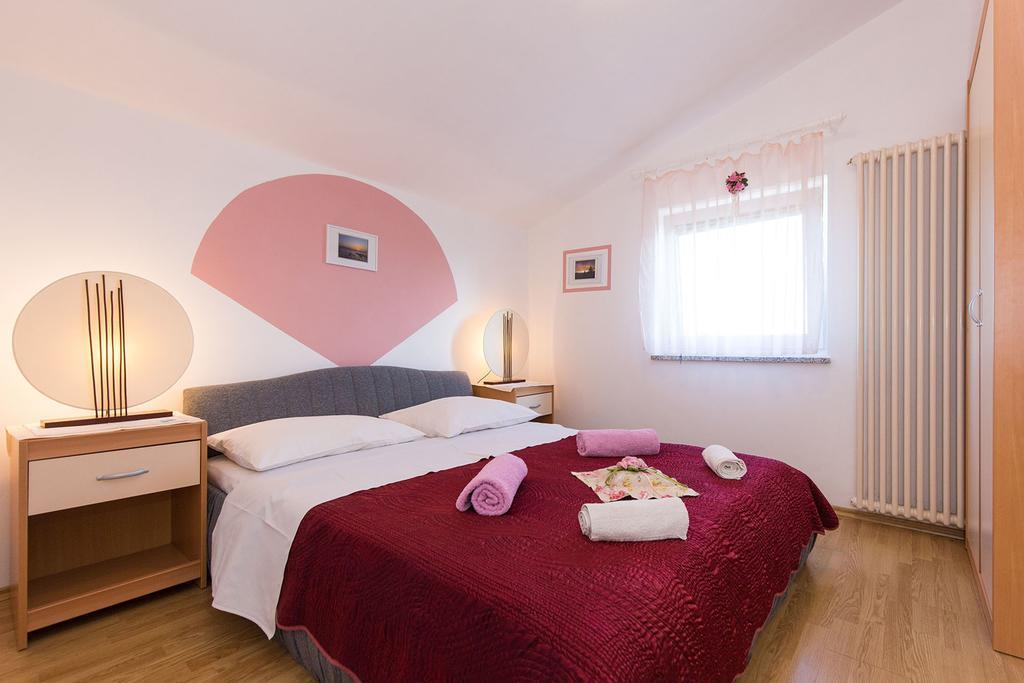 Apartments Juras Brzac 외부 사진