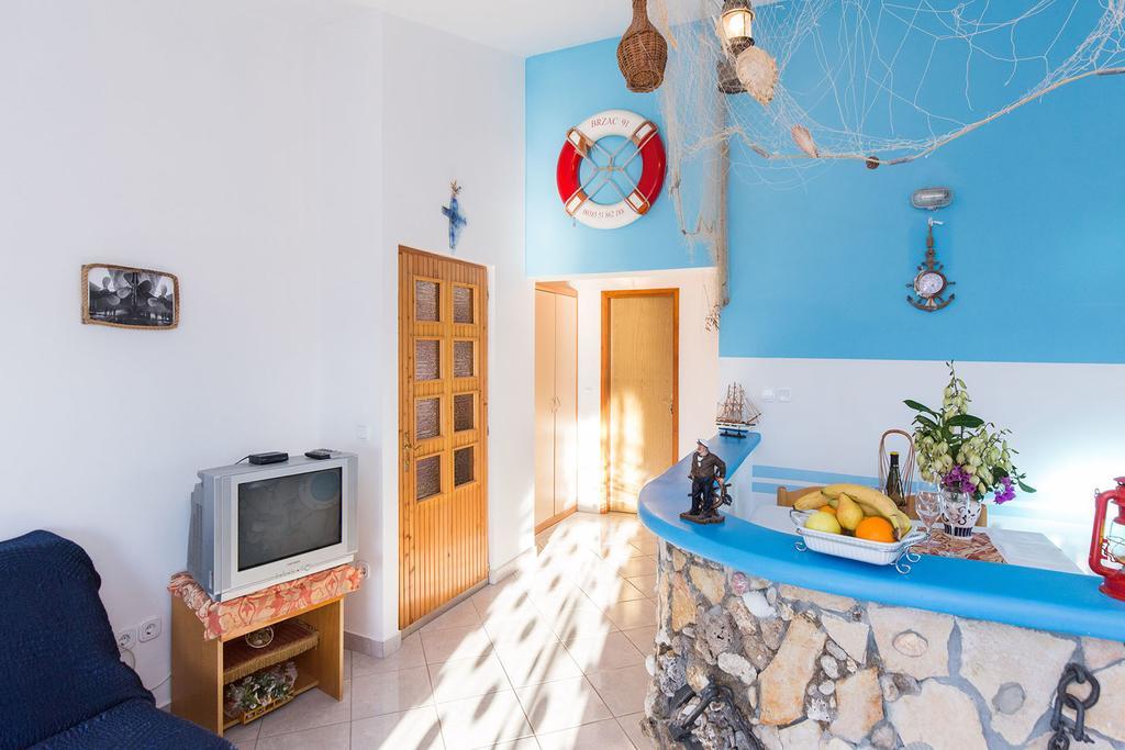 Apartments Juras Brzac 외부 사진